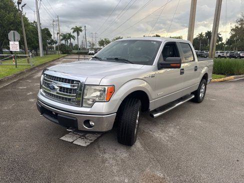 Used 2014 Ford F150 XLT w/ Equipment Group 302A Luxury image 2