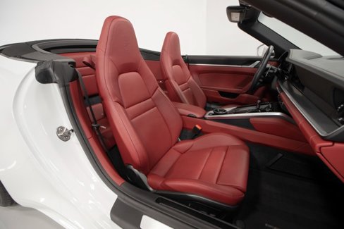Used 2024 Porsche 911 Carrera image 48