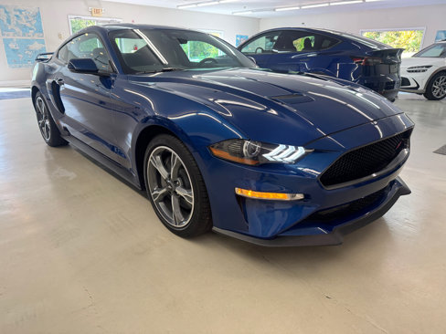 Used 2023 Ford Mustang GT Premium w/ Equipment Group 401A image 4