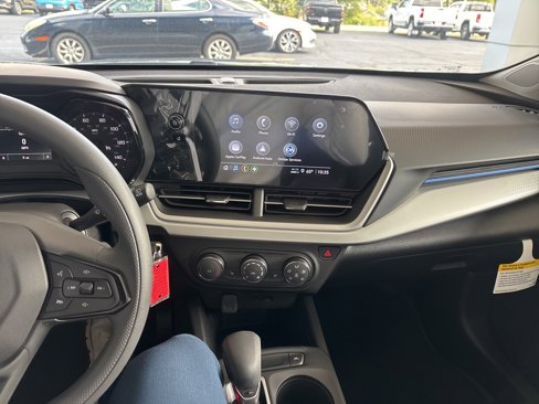 New 2025 Chevrolet Trax LS w/ LS Convenience Package image 11