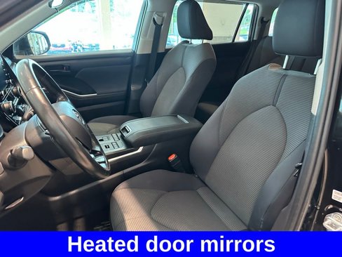 Used 2021 Toyota Highlander LE image 10