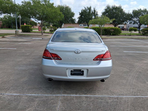 Used 2009 Toyota Avalon XLS image 5