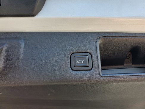 Used 2018 GMC Terrain SLE w/ Driver Convenience Package image 27