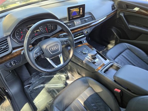 Used 2018 Audi Q5 2.0T Premium w/ Convenience Package image 16