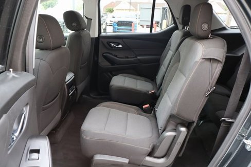 Used 2018 Chevrolet Traverse LT image 37