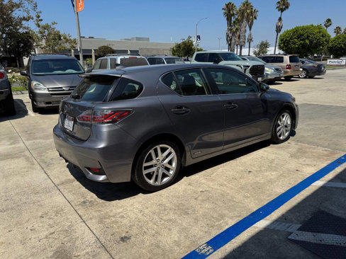 Used 2015 Lexus CT 200h image 11