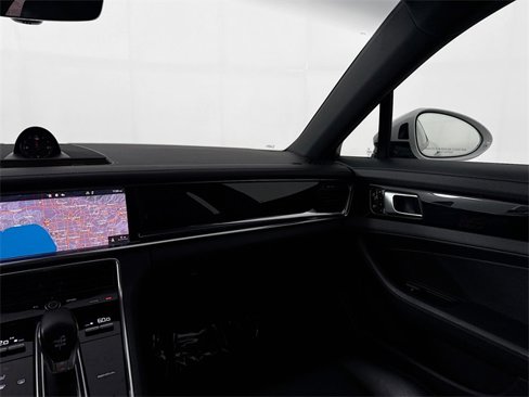 Certified 2021 Porsche Panamera image 20