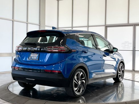 Used 2022 Chevrolet Bolt LT image 8