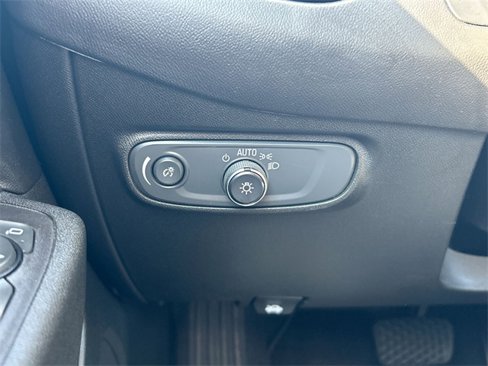 Certified 2022 Chevrolet Equinox LT image 18