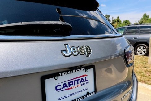 Used 2020 Jeep Compass Limited image 22
