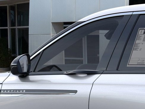New 2025 Lincoln Nautilus Premier w/ Equipment Group 102A image 20