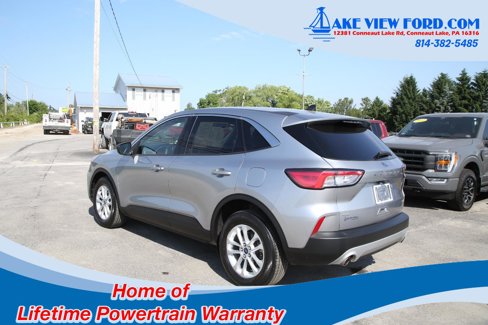 Used 2022 Ford Escape SE image 4