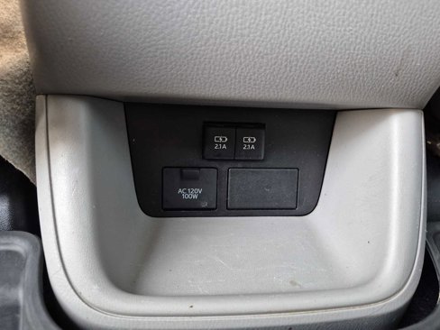 Used 2017 Toyota Highlander Limited Platinum image 38