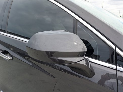 Used 2019 Cadillac XT5 Luxury w/ Advanced Security Package image 11