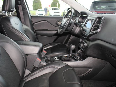 Certified 2020 Jeep Cherokee Latitude Plus image 31