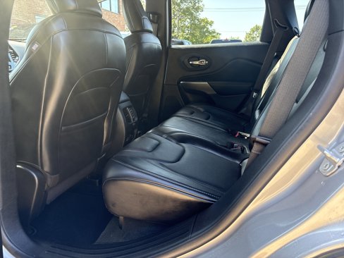 Certified 2021 Jeep Cherokee Limited image 34