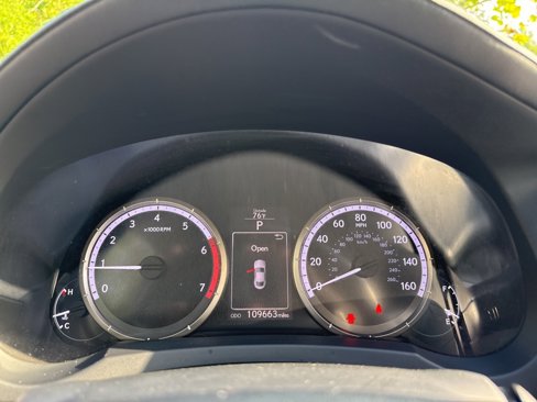 Used 2017 Lexus RC 200t image 19
