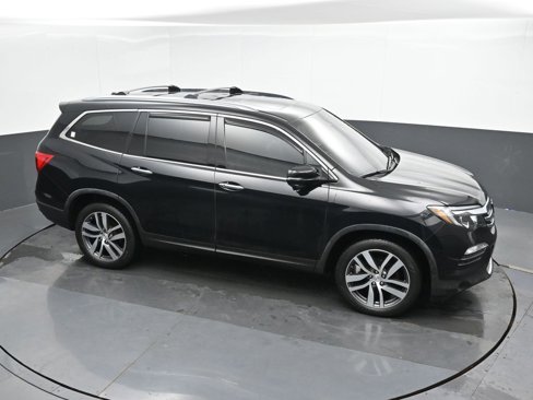 Used 2018 Honda Pilot Touring image 40