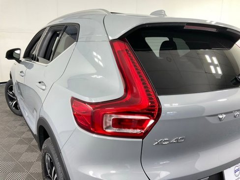 New 2025 Volvo XC40 B5 Core w/ Climate Package image 52