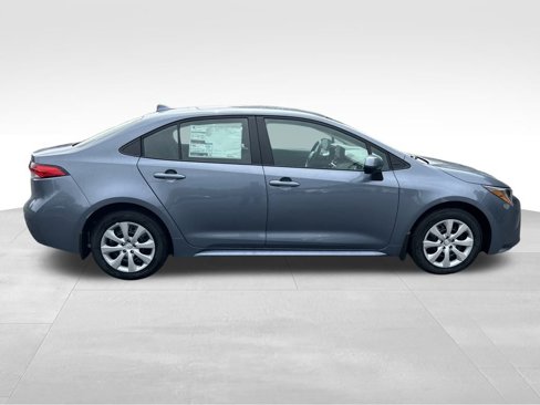 New 2025 Toyota Corolla LE image 6