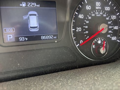 Used 2020 Kia Sorento LX image 10