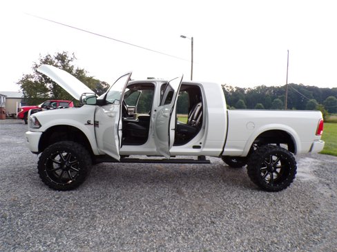 Used 2018 RAM 2500 Laramie w/ Sport Appearance Group image 23