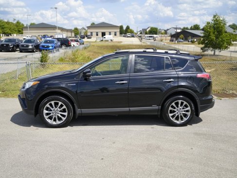 Used 2018 Toyota RAV4 Limited image 11