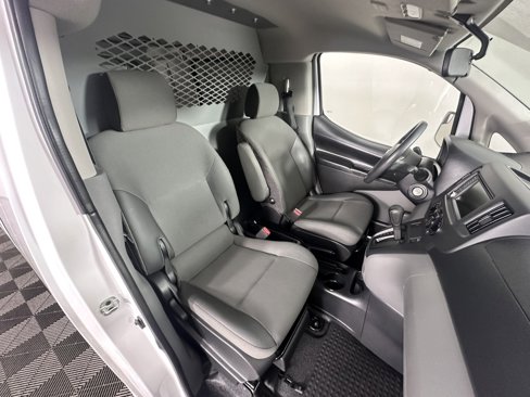 Used 2020 Nissan NV200 SV w/ Back Door Glass Package image 12