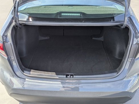 Used 2023 Toyota Corolla LE image 10