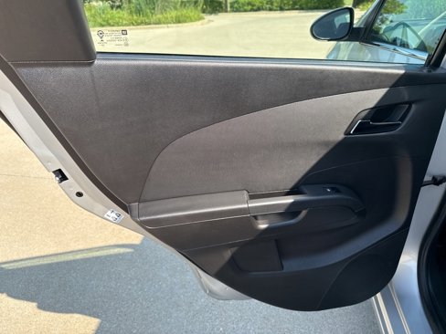 Used 2015 Chevrolet Sonic LT image 16