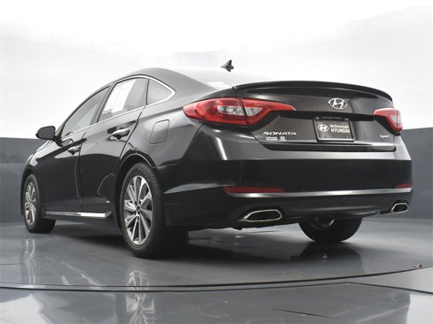 Used 2016 Hyundai Sonata Sport w/ Option Group 02 image 24