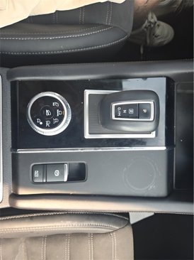 Used 2023 Mitsubishi Outlander SE image 24