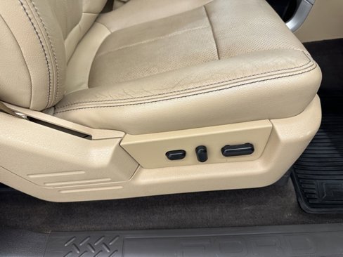 Used 2014 Ford F150 Lariat w/ Equipment Group 502A Luxury image 11