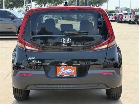 Used 2020 Kia Soul LX image 5