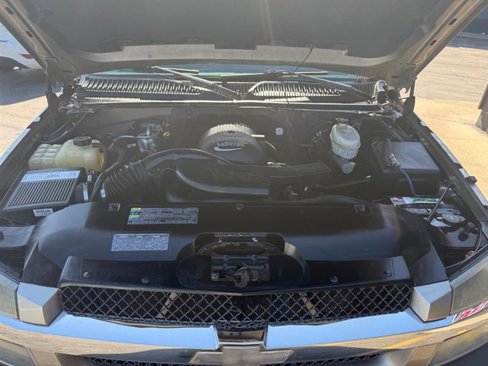 Used 2003 Chevrolet Avalanche 2WD image 19