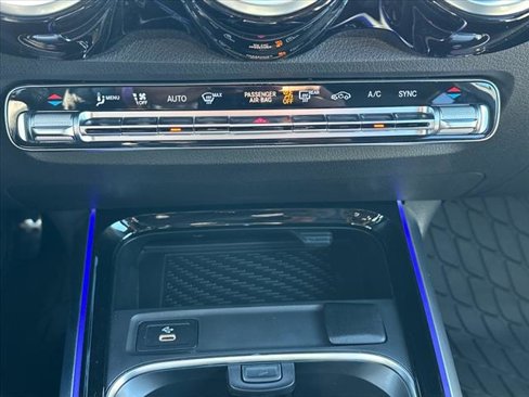 Certified 2025 Mercedes-Benz GLB 250 image 25