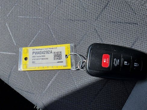 Used 2023 Toyota RAV4 XLE image 25