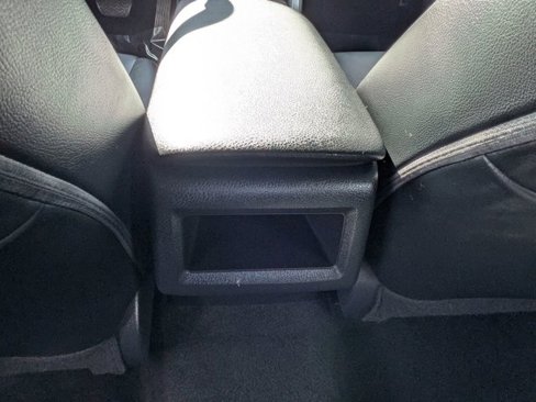 Used 2022 Toyota Camry SE image 16