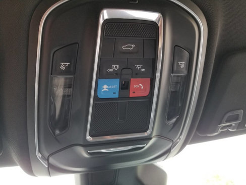 Certified 2024 Jeep Grand Cherokee Laredo w/ Luxury Tech Group I image 35
