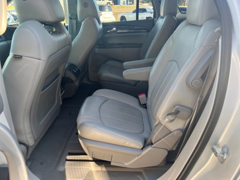Used 2017 Buick Enclave Leather image 27