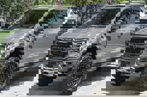 Used 2018 Ford F150 Raptor w/ Equipment Group 802A Luxury image 2