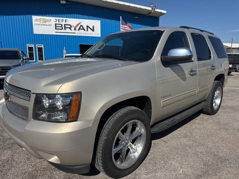 Used 2010 Chevrolet Tahoe LS image 2
