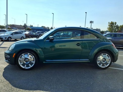 Used 2018 Volkswagen Beetle 2.0T SE image 5