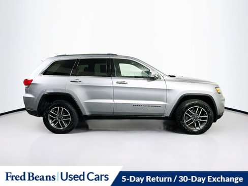 Used 2019 Jeep Grand Cherokee Limited image 9