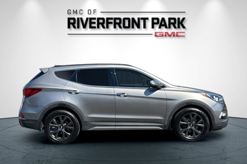 Used 2018 Hyundai Santa Fe Sport w/ Cargo Package image 2