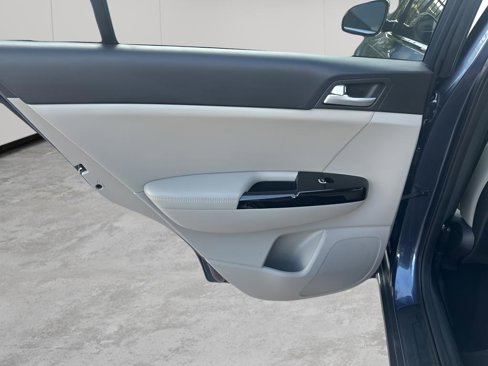 Used 2020 Kia Sportage EX image 16