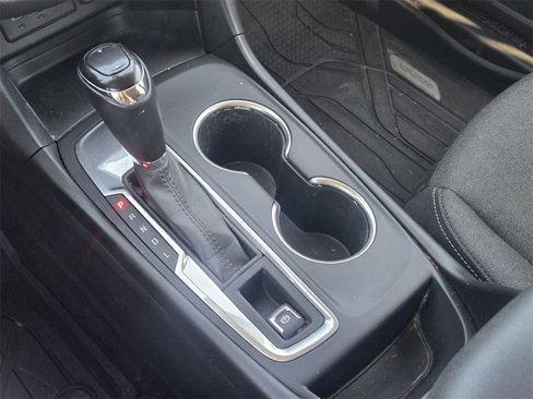 Used 2019 Chevrolet Equinox LT image 15