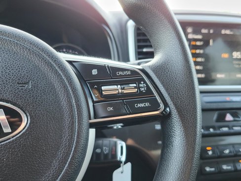 Used 2020 Kia Sportage LX image 23