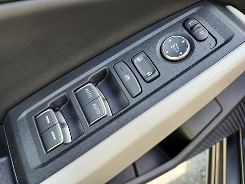 Used 2024 Honda Accord EX image 32