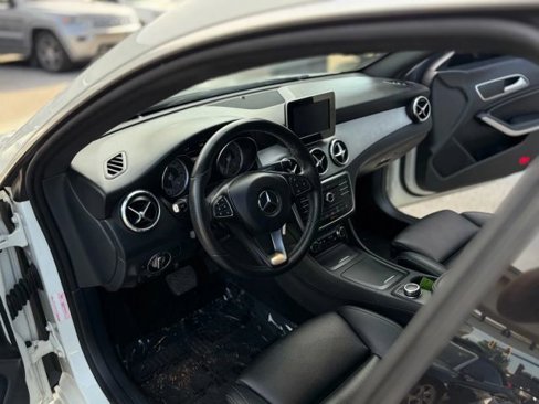 Used 2016 Mercedes-Benz CLA 250 image 26